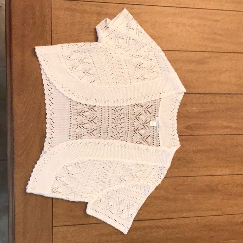 White Cardigan /Shaw